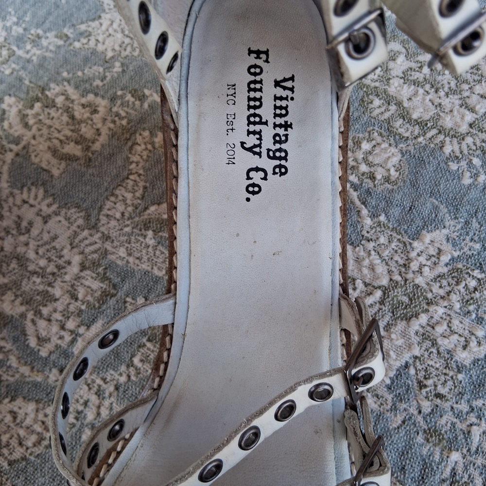 Vintage Foundry Co.Jamina Leather Studded Blocked Heel Sandals Sz. 8.5 - Picture 13 of 14